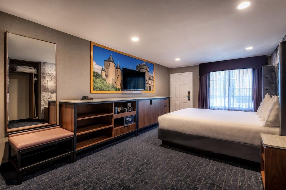 Anaheim Camelot Inn & Suites ภายนอก รูปภาพ