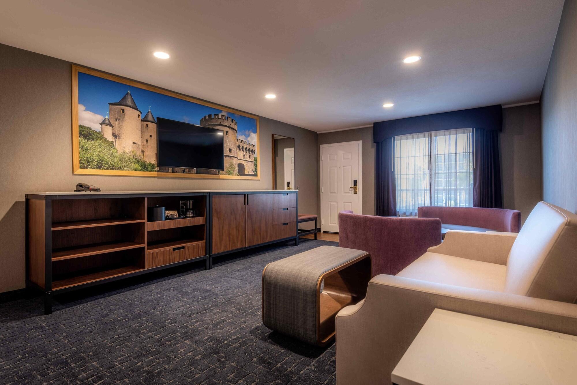Anaheim Camelot Inn & Suites ภายนอก รูปภาพ