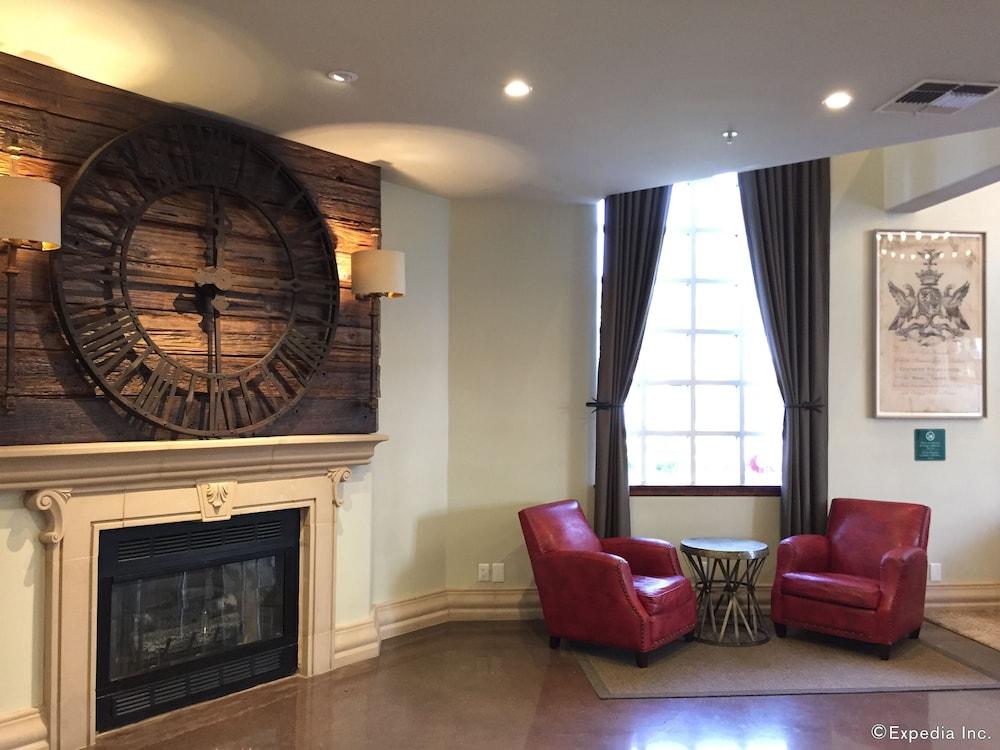 Anaheim Camelot Inn & Suites ภายนอก รูปภาพ