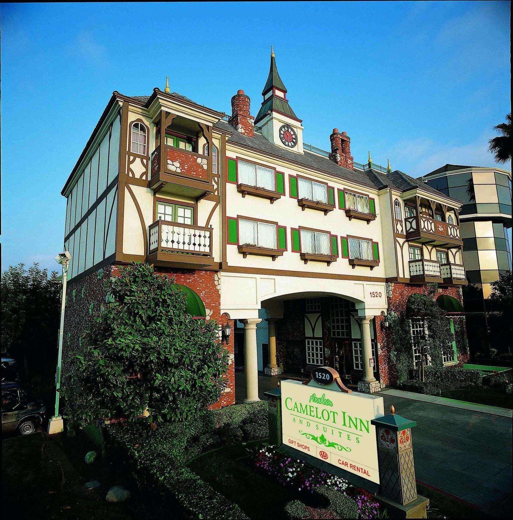 Anaheim Camelot Inn & Suites ภายนอก รูปภาพ