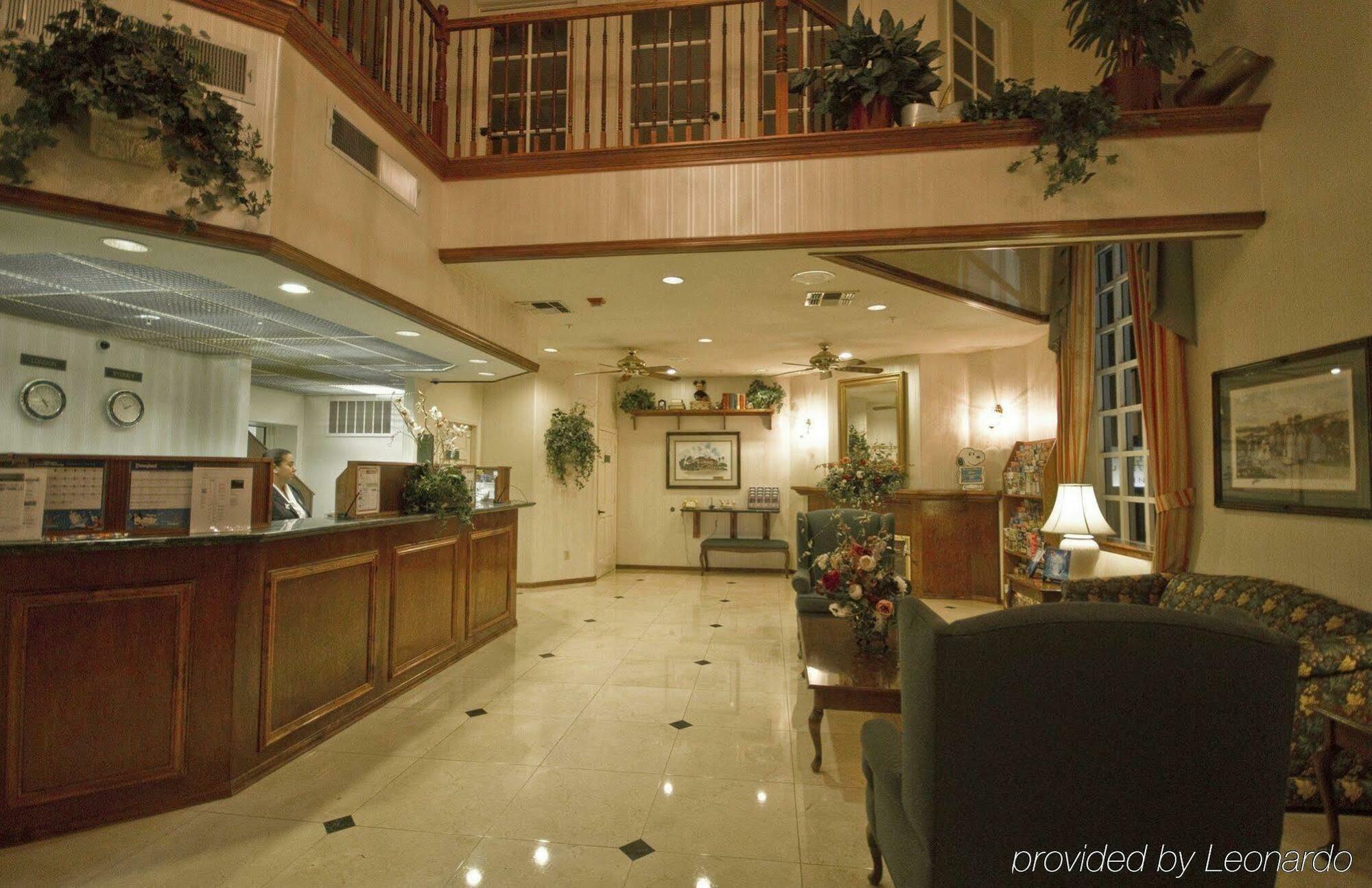 Anaheim Camelot Inn & Suites ภายใน รูปภาพ