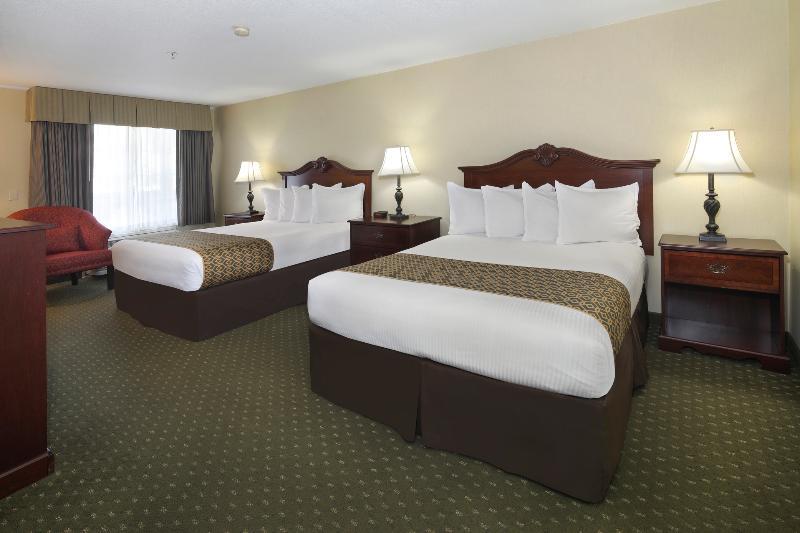 Anaheim Camelot Inn & Suites ภายนอก รูปภาพ